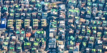 US Census Data: Population Shifts and Resource Allocation Insights - Cover Image